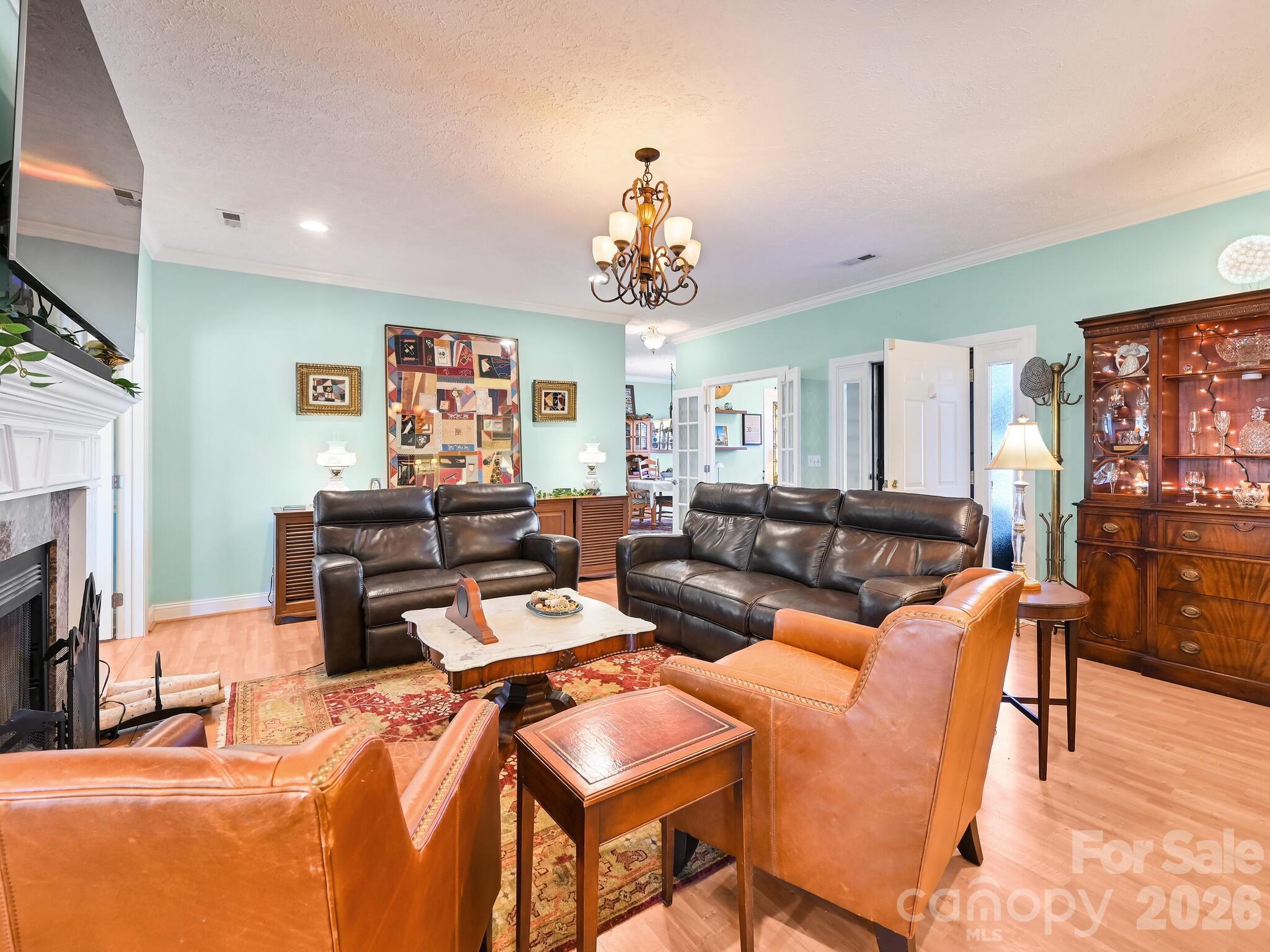 653 High Quarry Road Hendersonville, NC 28791 - Photo 4 of 43