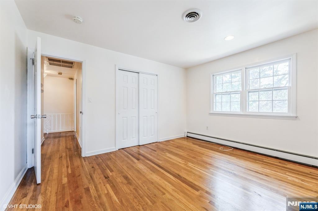 275 Taft Court Paramus, NJ 07652 - Photo 40 of 40