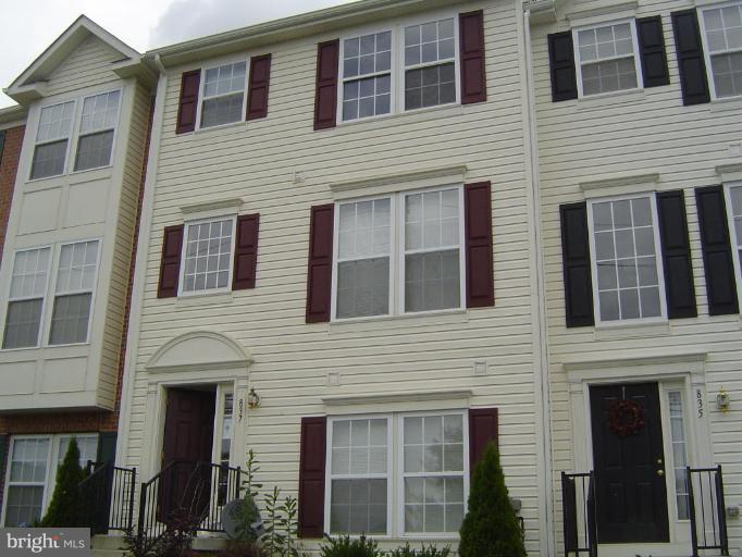 837 Middle River Road Middle River, MD 21220 - Photo 1 of 6 a front view of a building