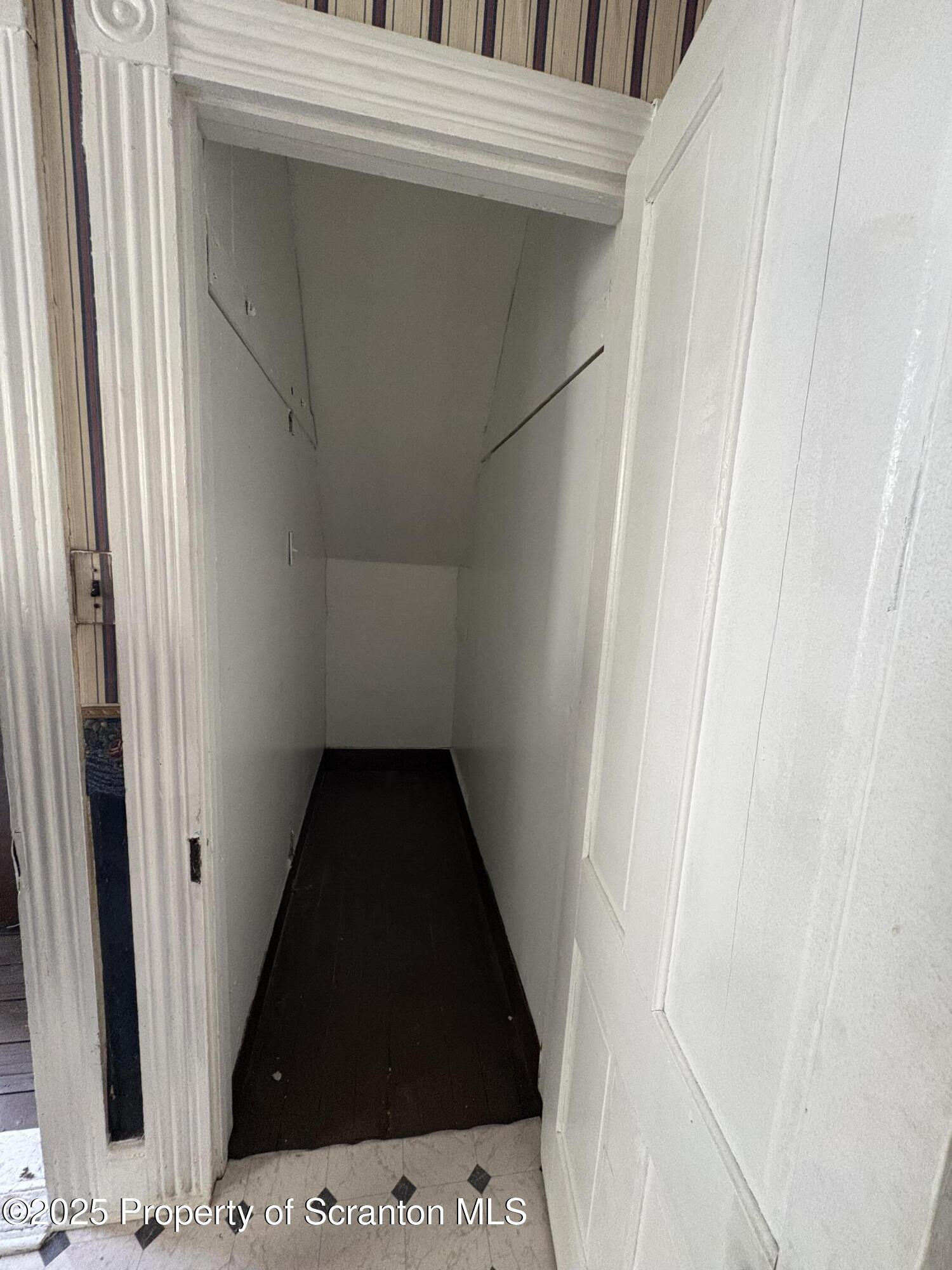 1318 North Washington Avenue Scranton, PA 18509 - Photo 7 of 11