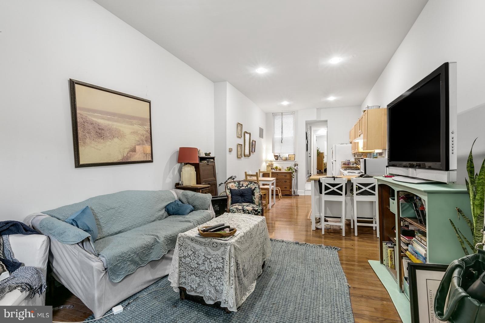 802 South 4th Street, Unit 1 Philadelphia, PA 19147 - Photo 3 of 15