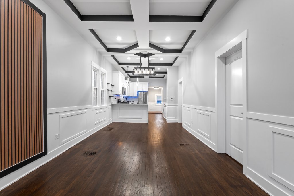 4820 West Ferdinand Street Chicago, IL 60644 - Photo 3 of 40