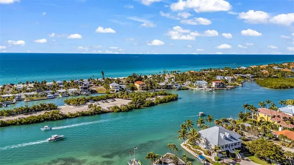 $1,175,000 | 312 Bayshore Road, Nokomis, FL 34275