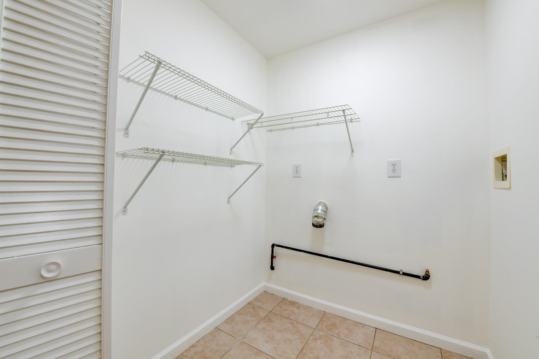 190 Terrace Avenue, Unit 2 Jersey City, NJ 07307 - Photo 13 of 29 a view of a walk in closet