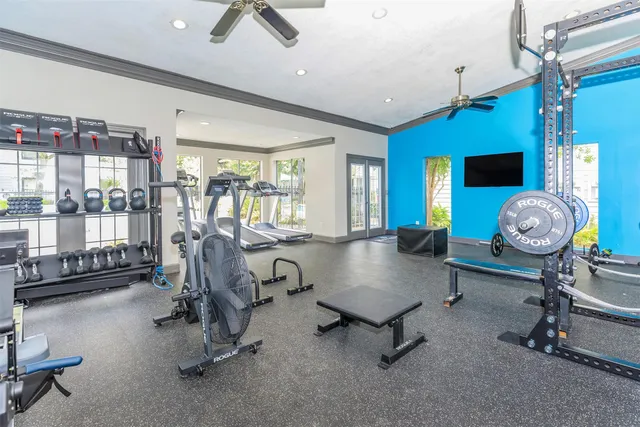 $1,000 | 265 El Dorado Boulevard, Unit 1505, Webster, TX 77598