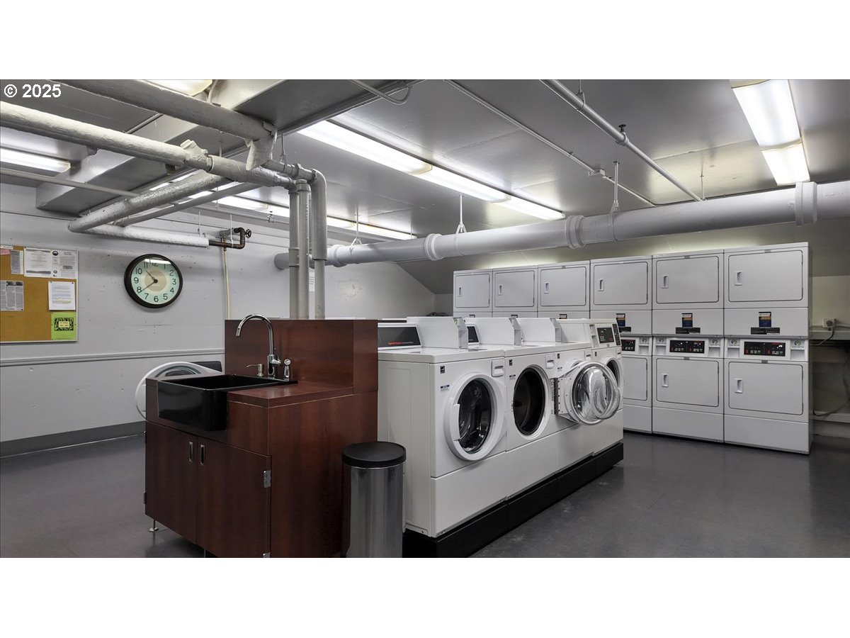 111 Southwest Harrison Street, Unit 4F Portland, OR 97201 - Photo 24 of 37 Community Amenities