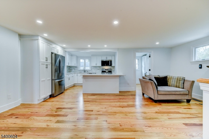 23 Amwell Road Millstone, NJ 08844 - Photo 10 of 28