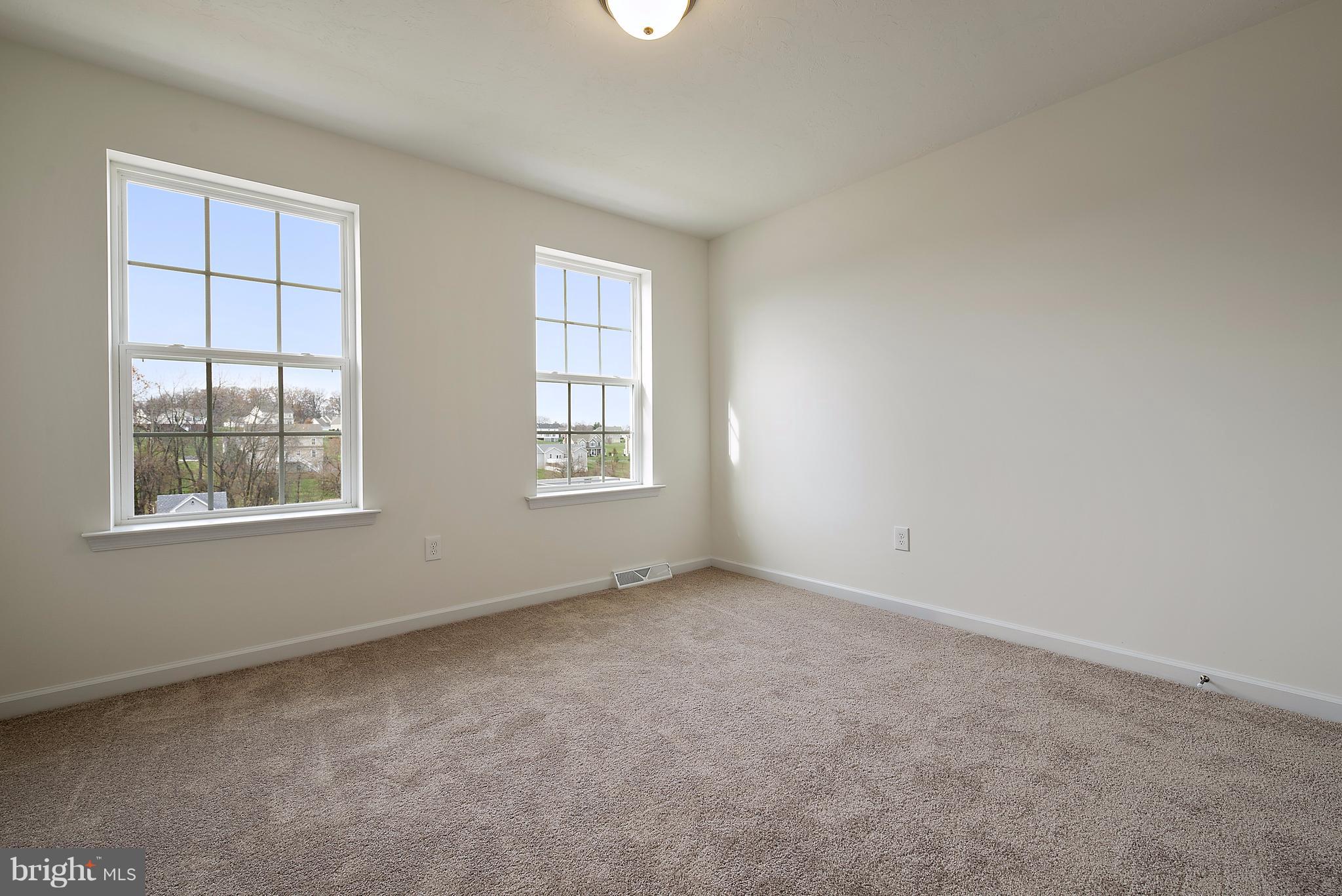 865 Ripple Drive, Unit 65 Hanover, PA 17331 - Photo 22 of 26 Bedroom 4 of 4