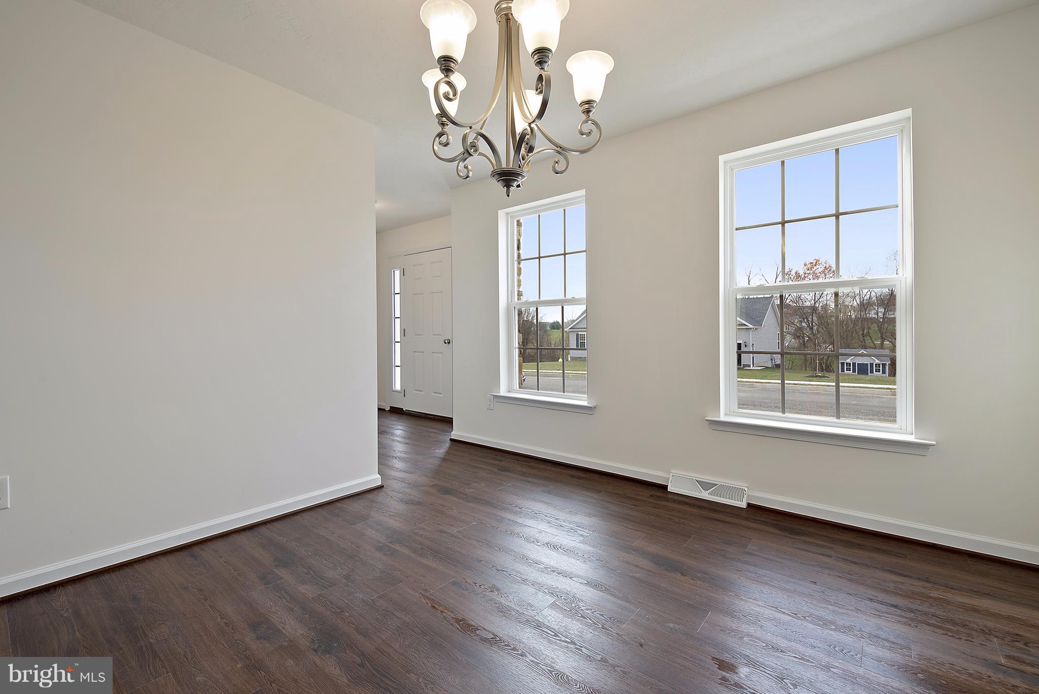 865 Ripple Drive, Unit 65 Hanover, PA 17331 - Photo 6 of 26 Dining Room