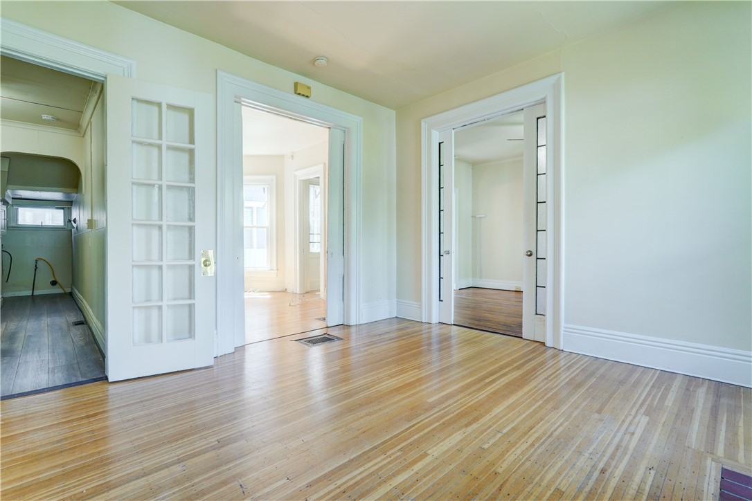 14 Vick Park B Rochester, NY 14607 - Photo 6 of 36
