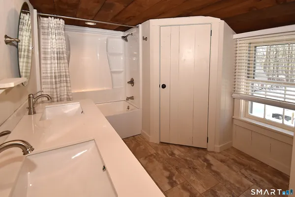 $650,000 | 483 N Road, Ashford, CT 06278