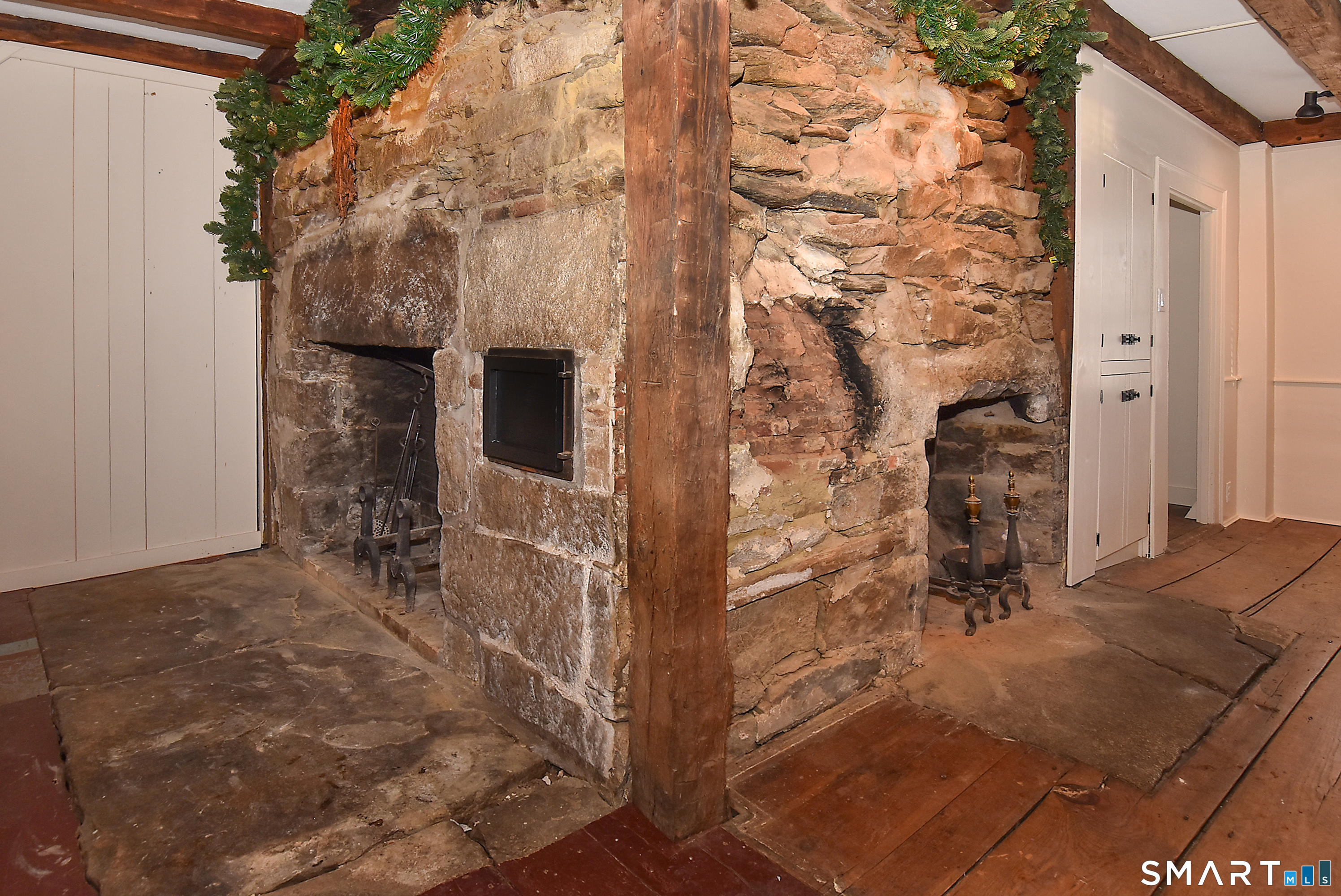 483 N Road Ashford, CT 06278 - Photo 9 of 40