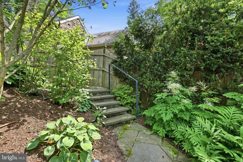 $995,000 | 509 Roumfort Road, Philadelphia, PA 19119