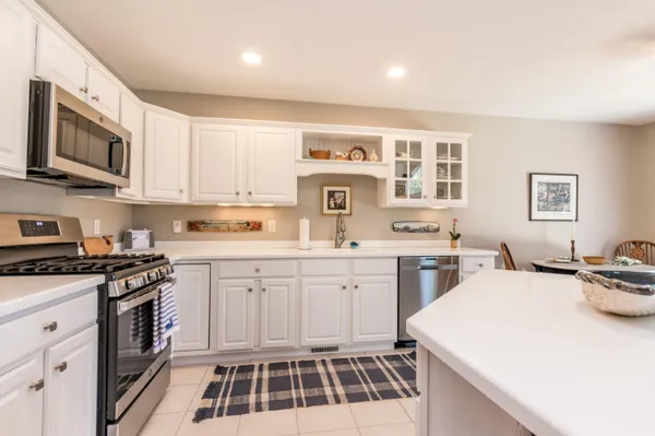 $649,000 | 13 Hollyhock Knoll Court, Unit 13, Buzzards Bay, MA 02532