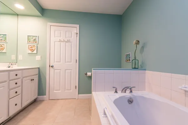 $649,000 | 13 Hollyhock Knoll Court, Unit 13, Buzzards Bay, MA 02532