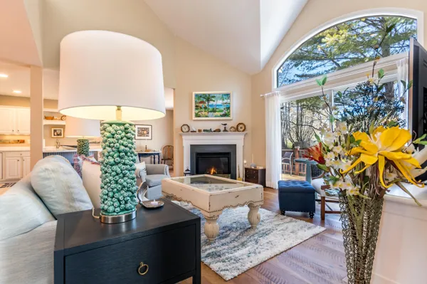 $649,000 | 13 Hollyhock Knoll Court, Unit 13, Buzzards Bay, MA 02532