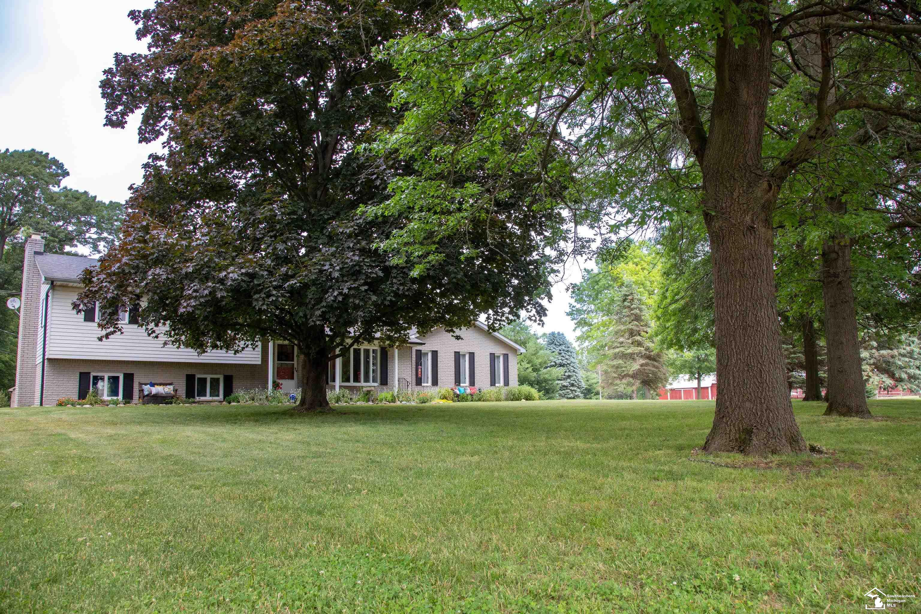 3170 Heiss Road Monroe, MI 48162 - Photo 2 of 23