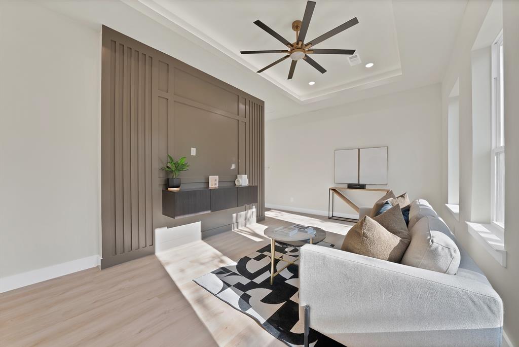 1415 Fayette Street Dallas, TX 75203 - Photo 31 of 40 Tray ceiling with recessed lighting and modern ceiling fan