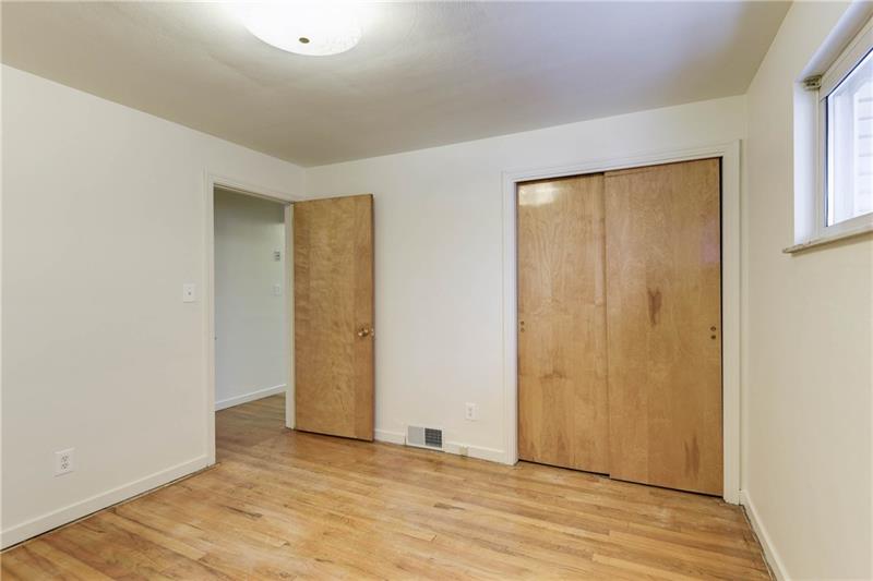 10911 Frankstown Road Pittsburgh, PA 15235 - Photo 14 of 25 Gallery Image 14