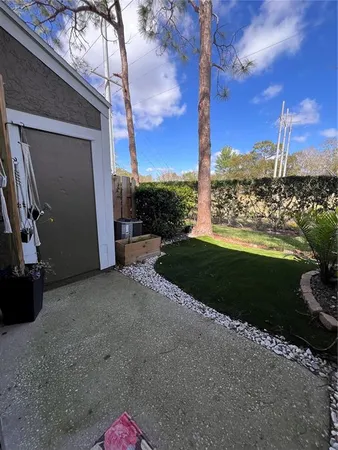 $1,900 | 16543 Lake Brigadoon Circle, Tampa, FL 33618