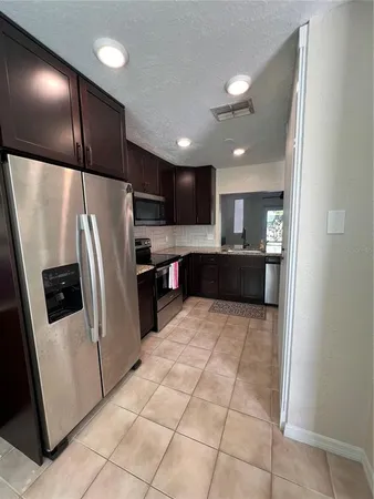 $1,900 | 16543 Lake Brigadoon Circle, Tampa, FL 33618