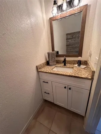 $1,900 | 16543 Lake Brigadoon Circle, Tampa, FL 33618