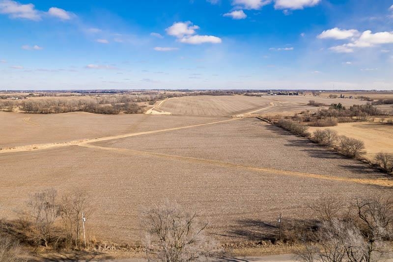 2686 Lundgren Road Pecatonica, IL 61063 - Photo 55 of 58 a view of an ocean