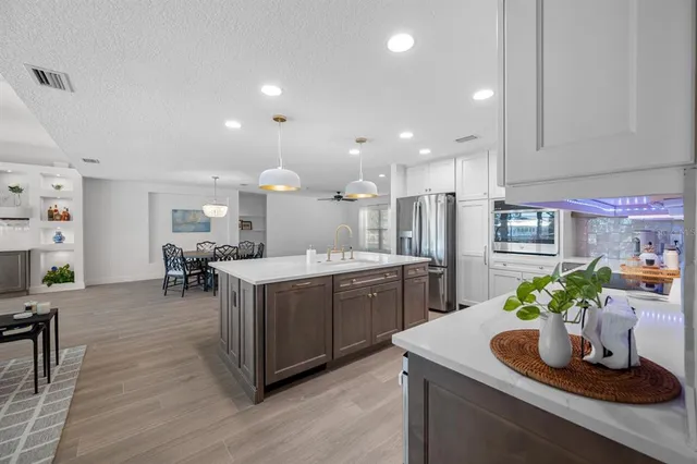 $1,600,000 | 539 Baywood Drive South, Dunedin, FL 34698