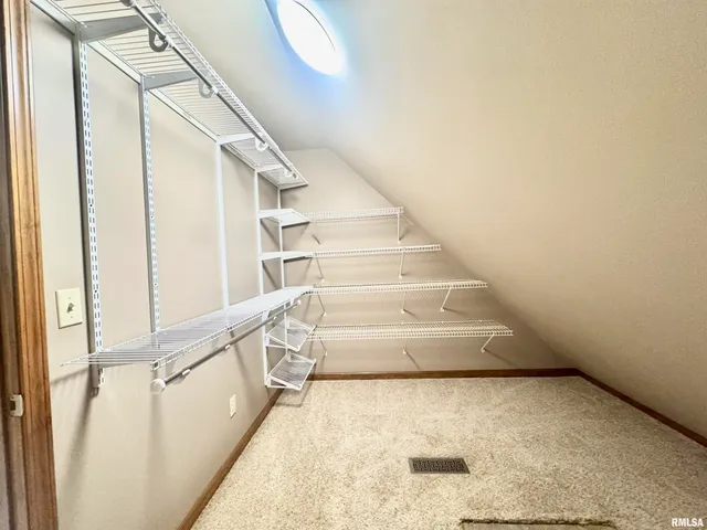 $174,999 | 602 South 4th Street, Dahlgren, IL 62828