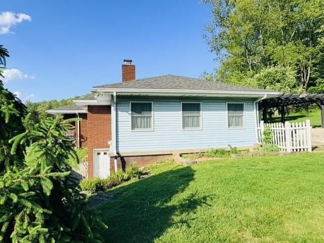 2434 Race Track Road Youngwood, PA 15697 - Photo 9 of 37