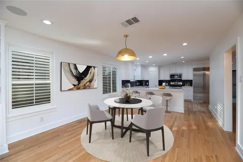 $425,000 | 1223 East Waco Avenue, Dallas, TX 75216