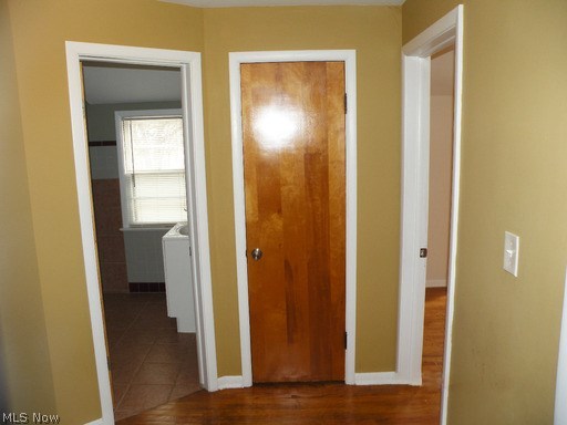633 Quilliams Road Cleveland, OH 44121 - Photo 12 of 24