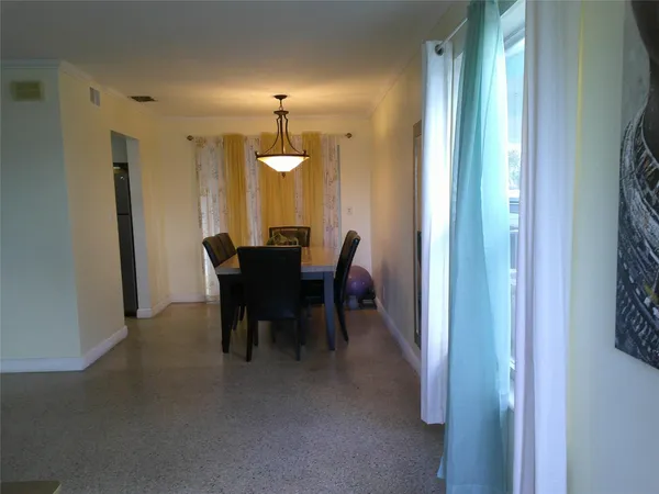 $390,000 | 6042 Northwest 18th Street, Margate, FL 33063