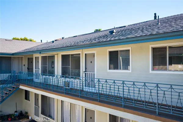 $2,300 | 1024 South Atlantic Boulevard, Unit 11, Alhambra, CA 91803