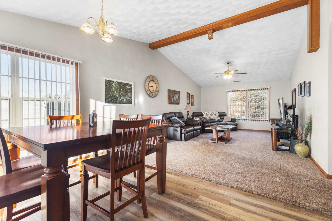 10135 Monarch Road, Unit 1 Roscoe, IL 61073 - Photo 3 of 17