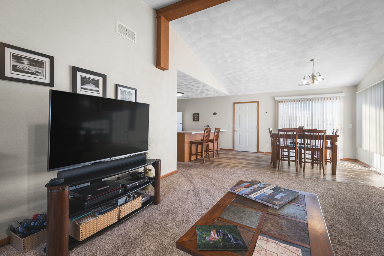 10135 Monarch Road, Unit 1 Roscoe, IL 61073 - Photo 6 of 17