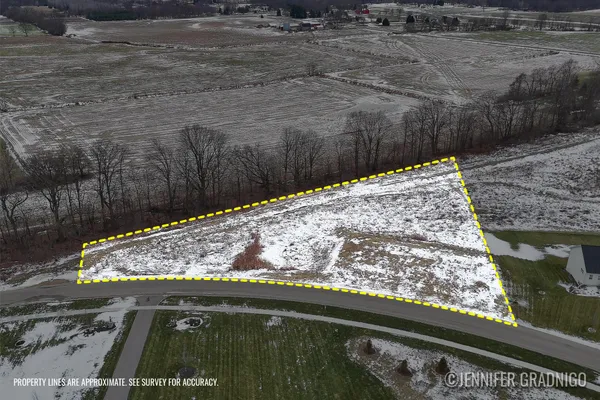 $1,200,000 | 3712 Shoreside Court, Hudsonville, MI 49426
