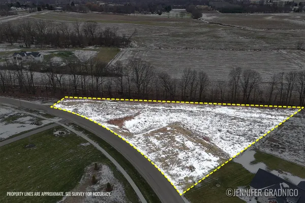 $1,200,000 | 3712 Shoreside Court, Hudsonville, MI 49426