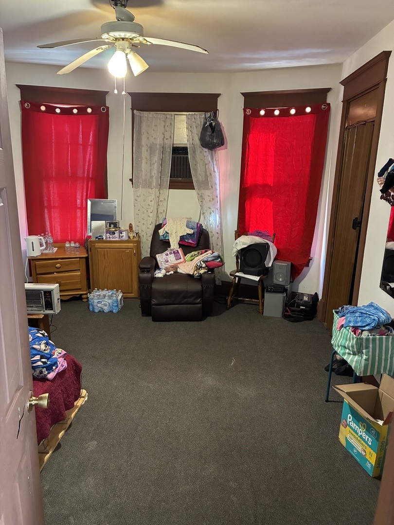 303 West Spring Street Freeport, IL 61032 - Photo 4 of 15 Gallery Image 4