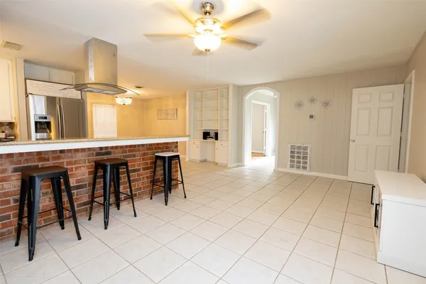 $2,500 | 12514 Park Forest Drive, Cypress, TX 77429