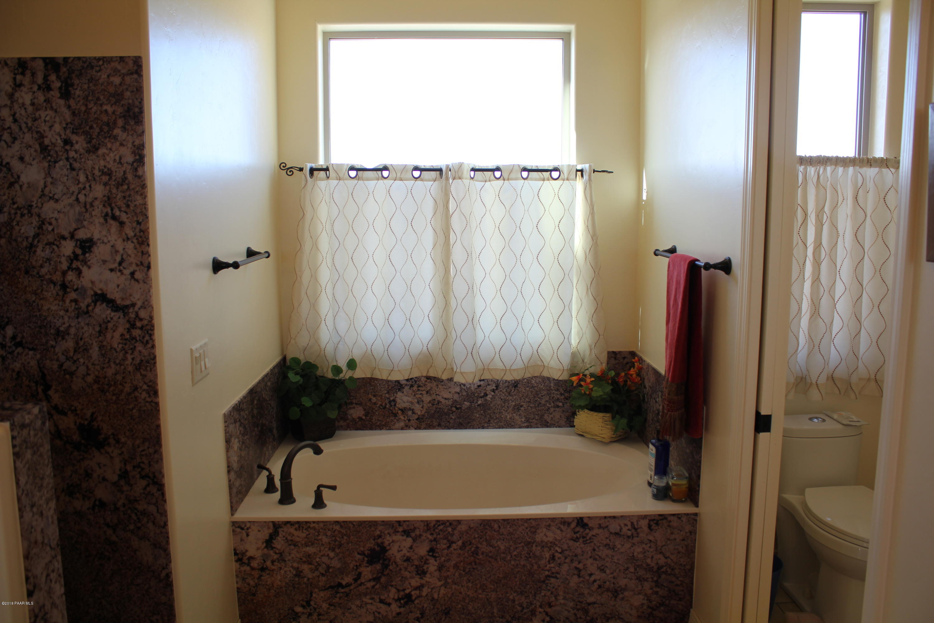 11575 Williamson Valley Ranch Road Prescott, AZ 86305 - Photo 13 of 58 Master Bath