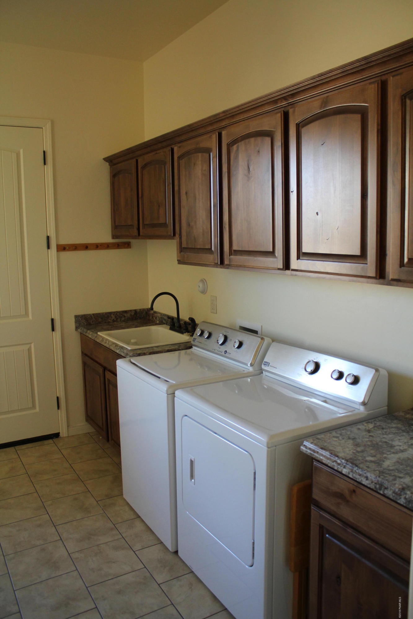 11575 Williamson Valley Ranch Road Prescott, AZ 86305 - Photo 25 of 58 Laundry/ garage entrance
