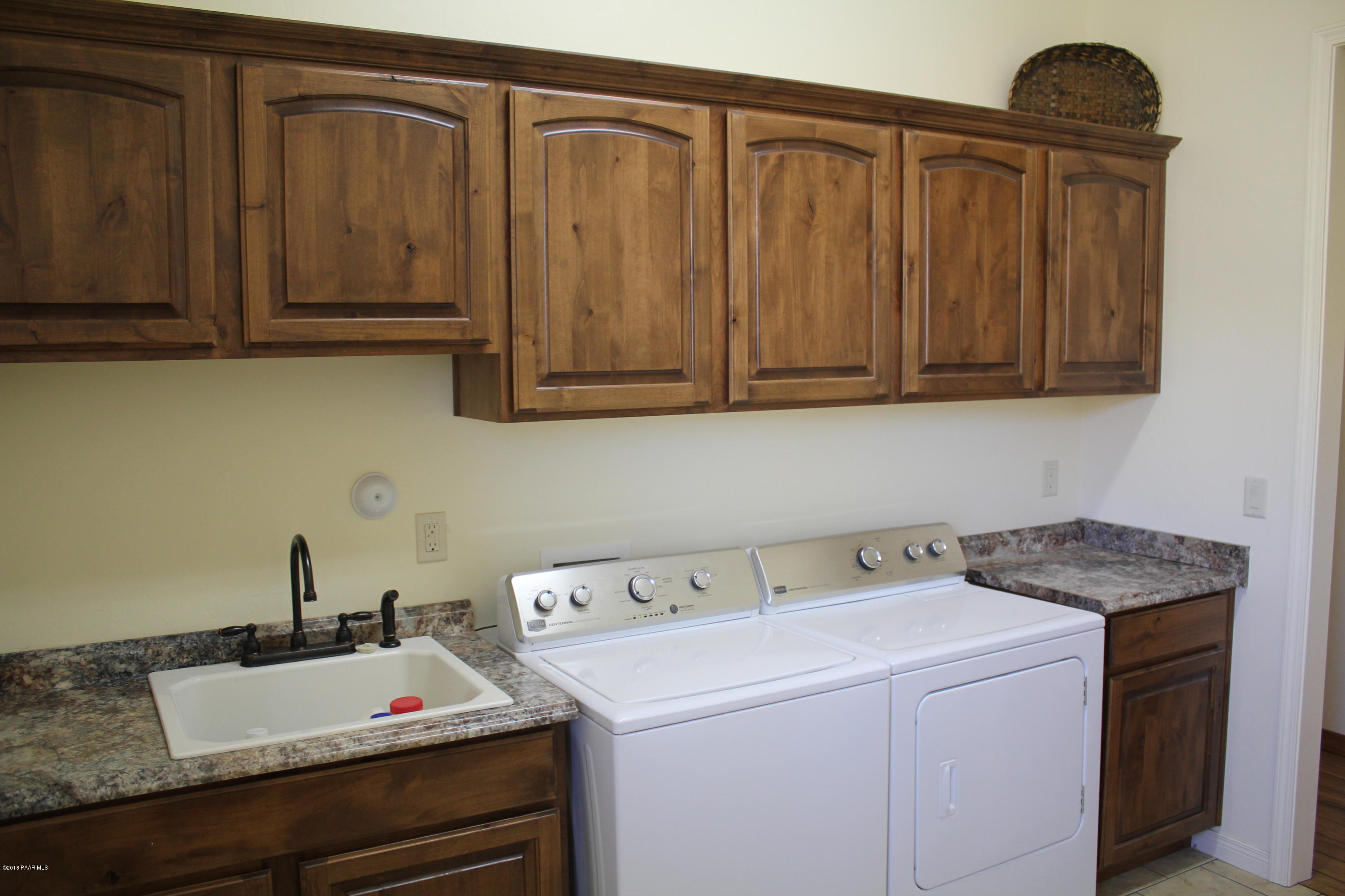11575 Williamson Valley Ranch Road Prescott, AZ 86305 - Photo 26 of 58 Laundry