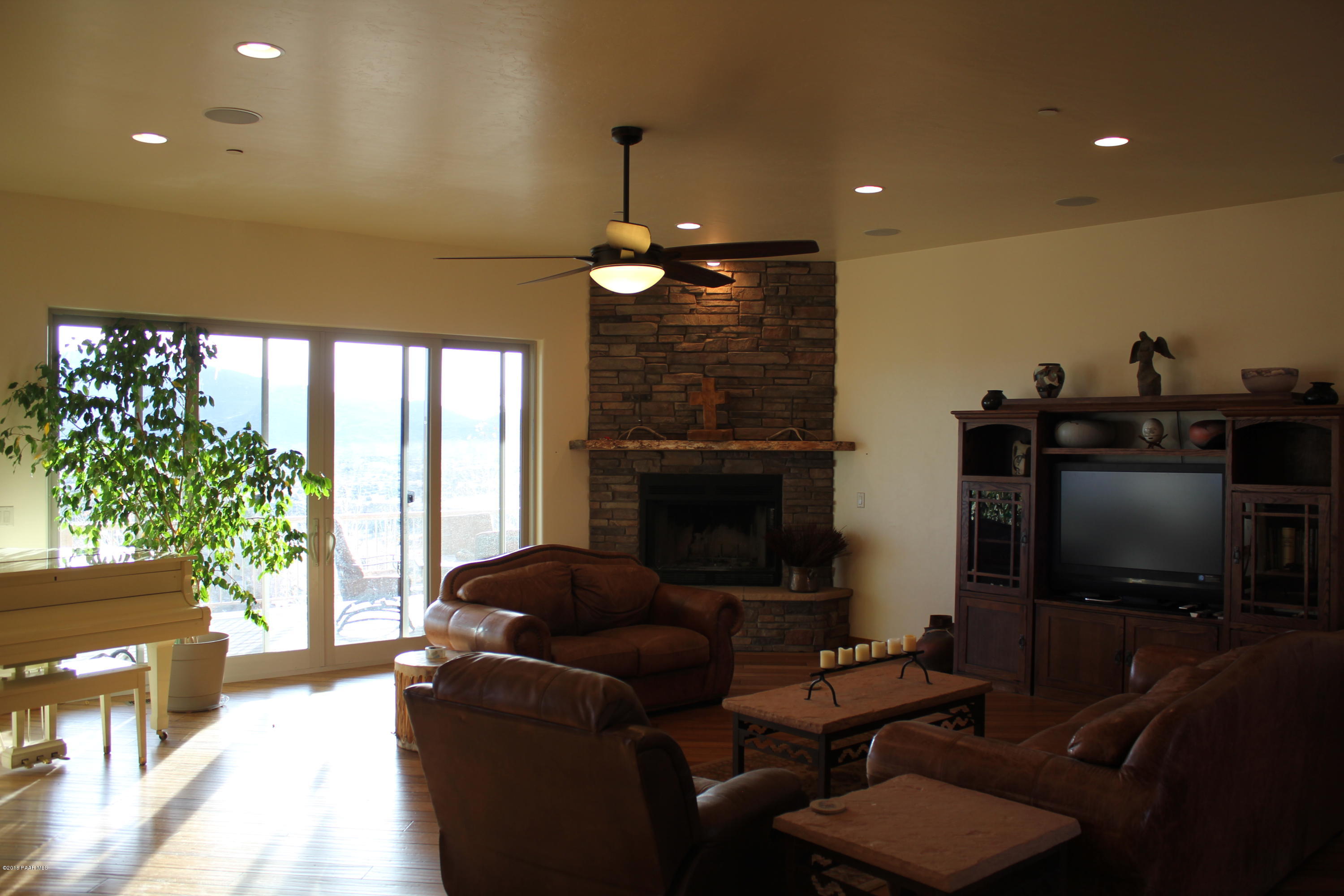 11575 Williamson Valley Ranch Road Prescott, AZ 86305 - Photo 38 of 58 Living Room