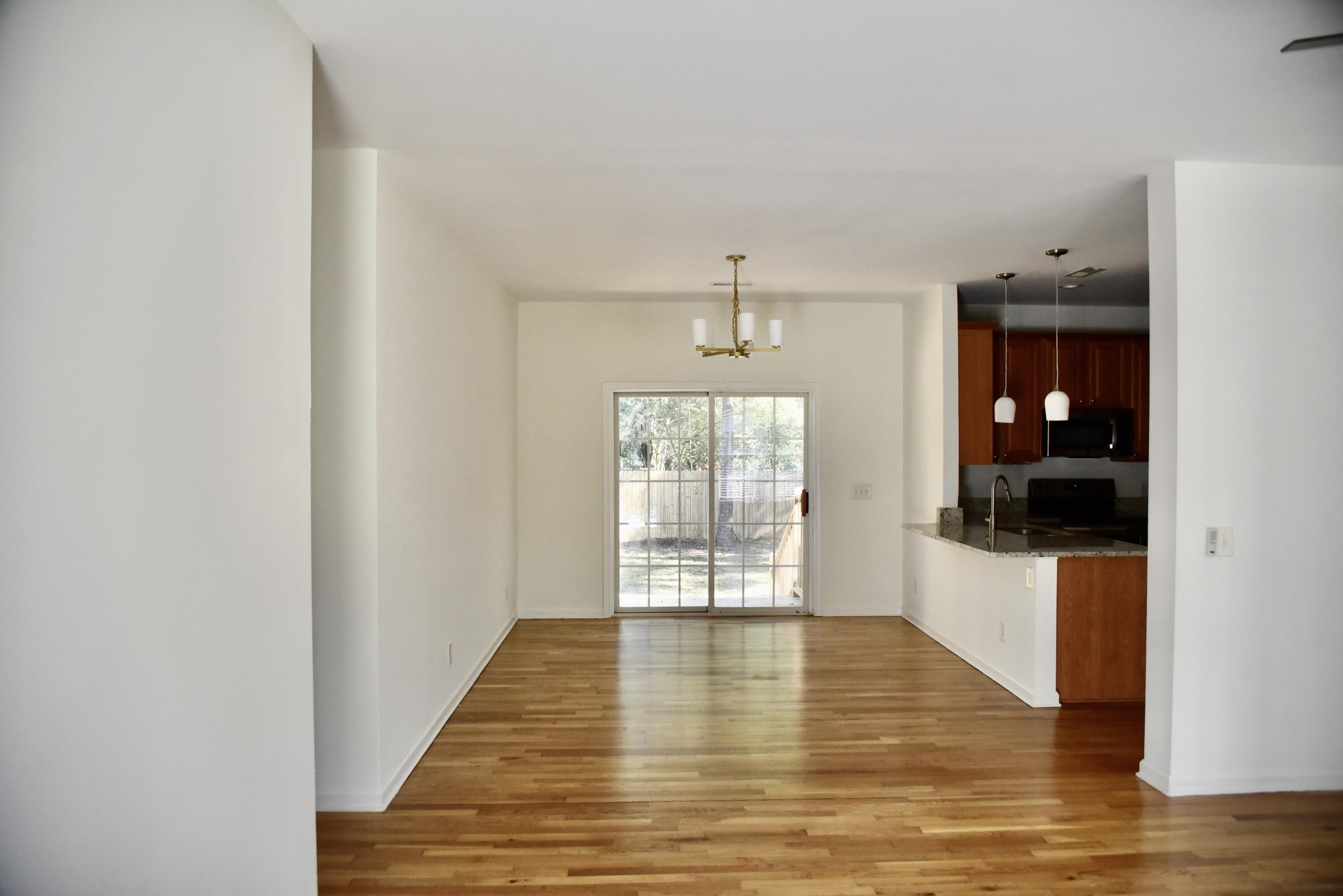 830 Jordan Street James Island, SC 29412 - Photo 11 of 34 DSC_2128