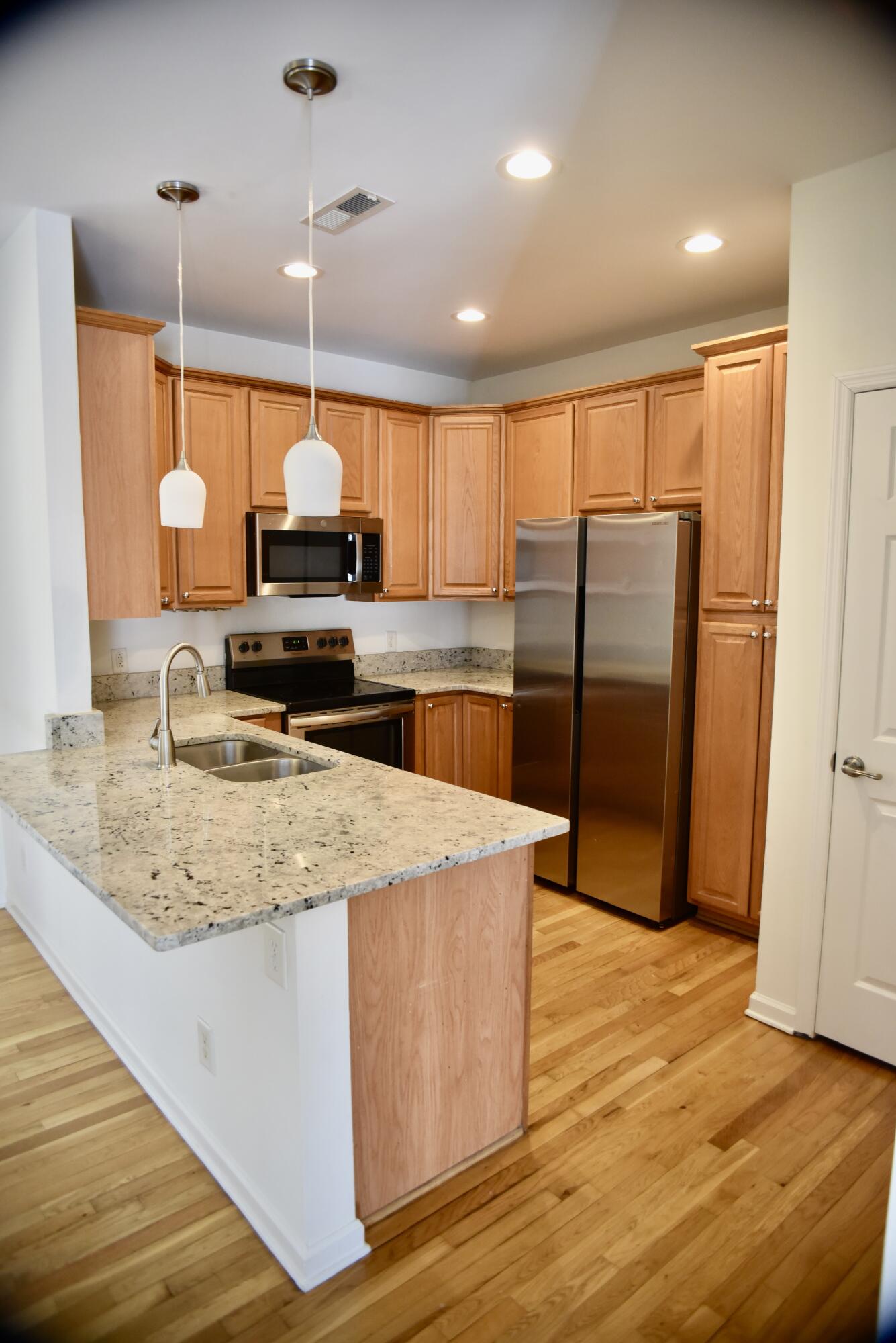 830 Jordan Street James Island, SC 29412 - Photo 17 of 34 DSC_2148