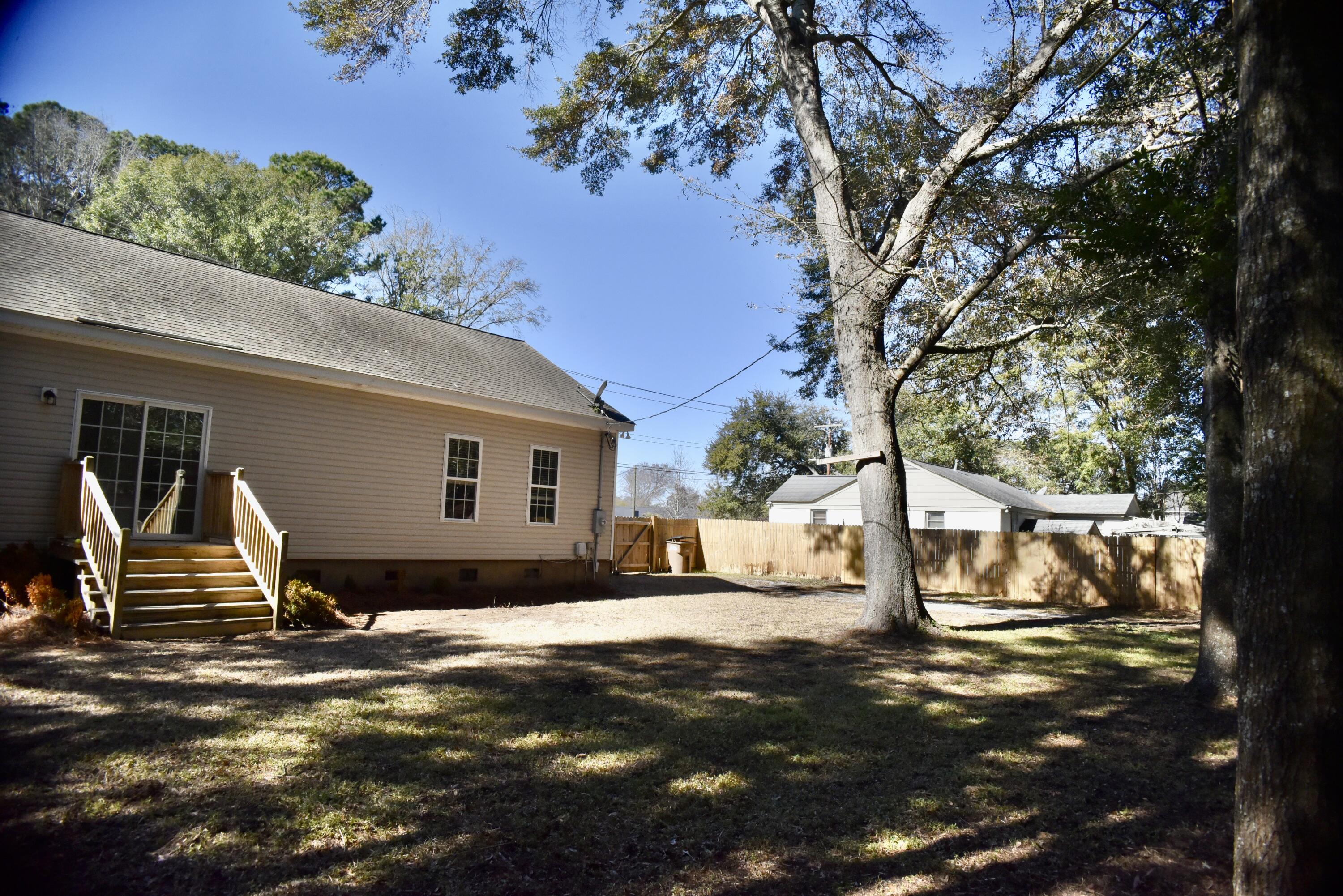 830 Jordan Street James Island, SC 29412 - Photo 31 of 34 DSC_2183
