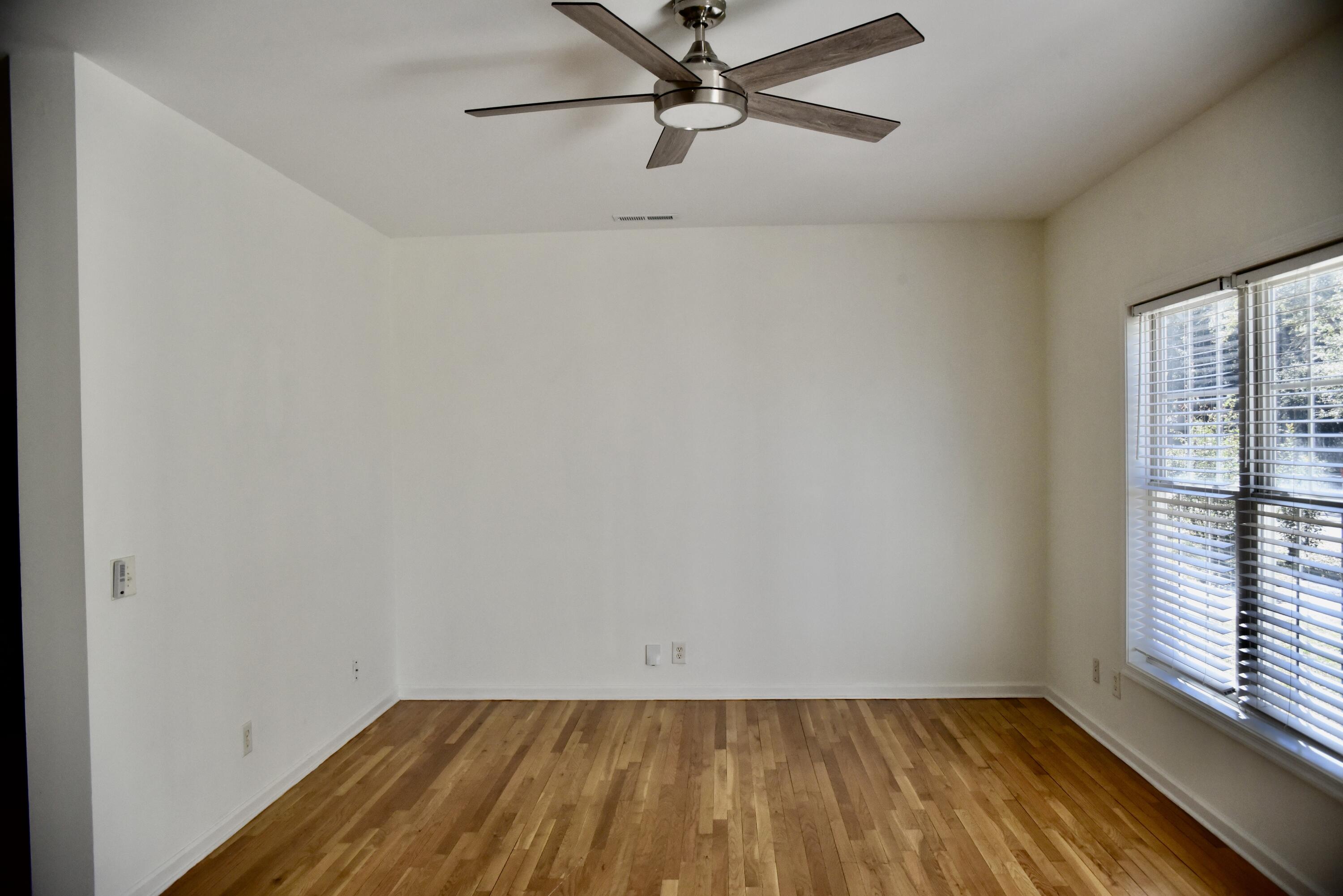 830 Jordan Street James Island, SC 29412 - Photo 8 of 34 DSC_2132