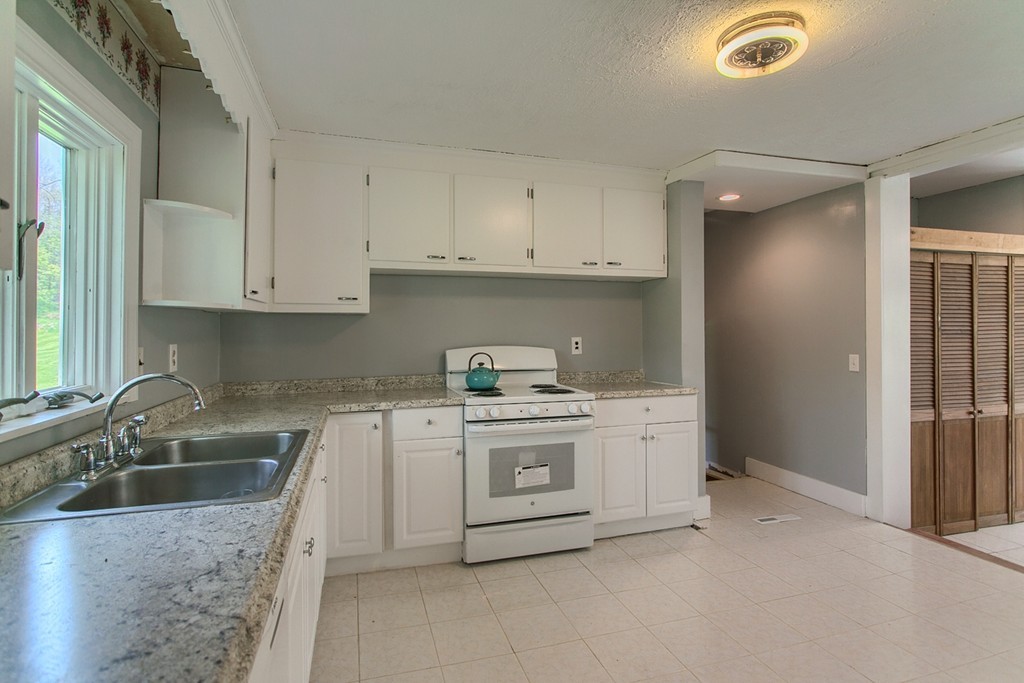 28 Flagg Road Hubbardston, MA 01452 - Photo 11 of 30