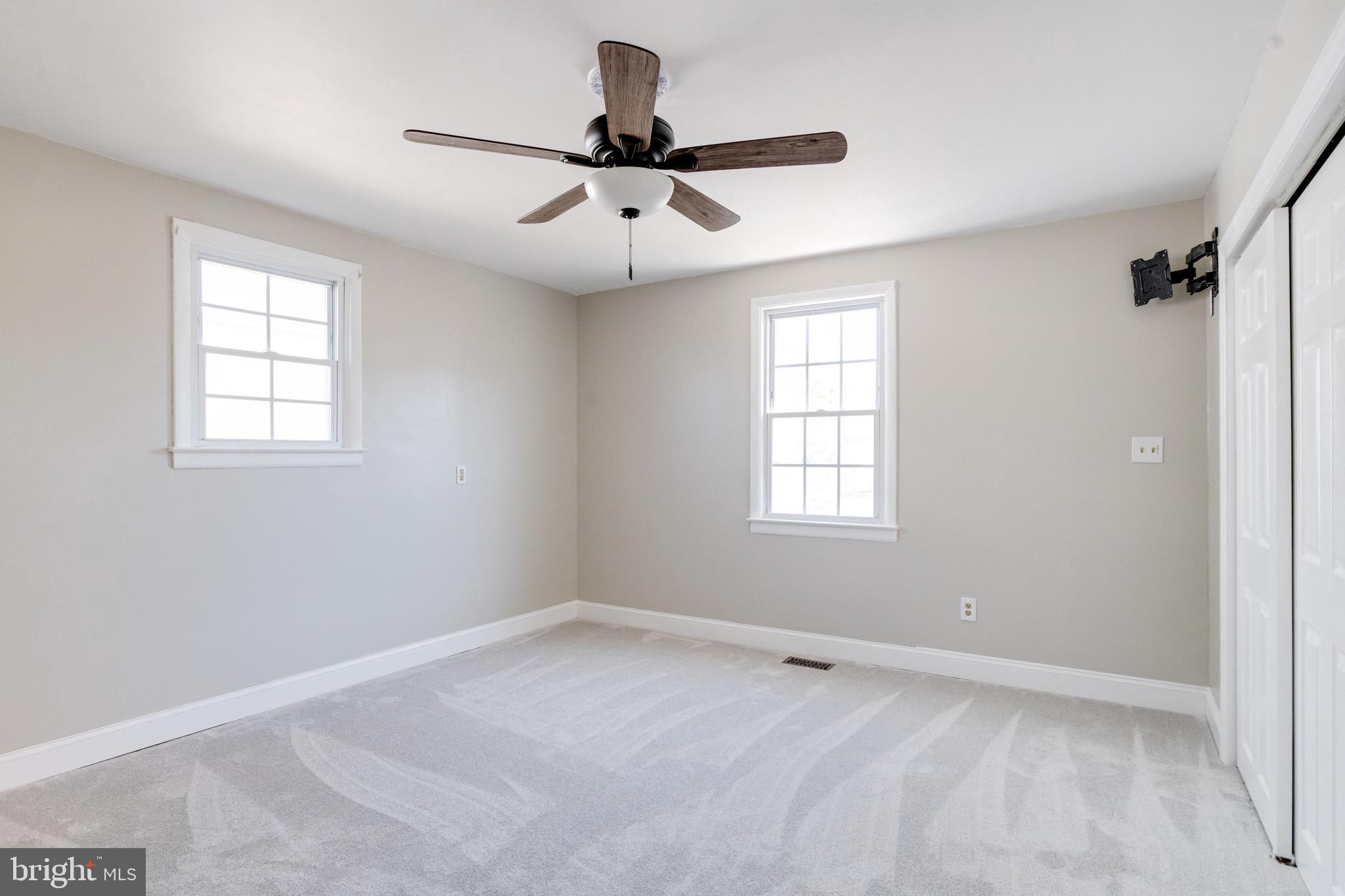 808 Creek Road Baltimore, MD 21221 - Photo 37 of 65 Gallery Image 37